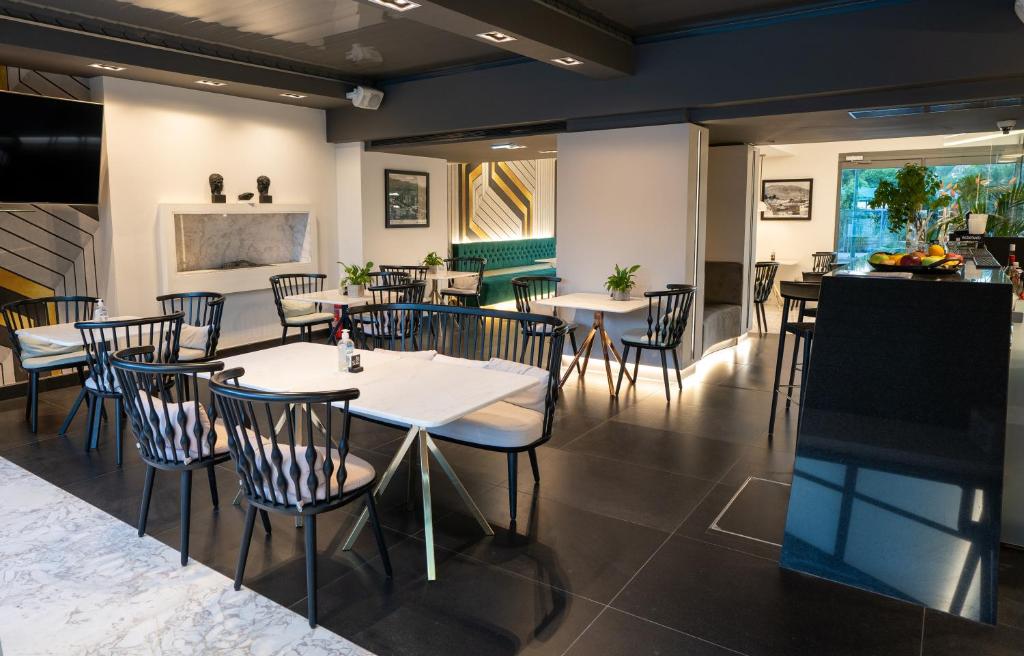 อาหารและเครื่องดื่ม