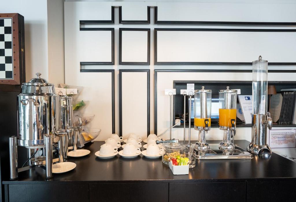 อาหารและเครื่องดื่ม