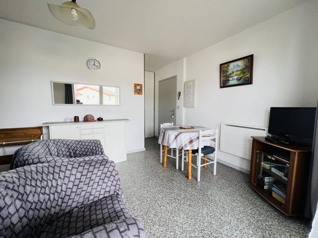 T1 avec balcon à Cambo-les-Bains, parking inclus, 2 couchages - 4