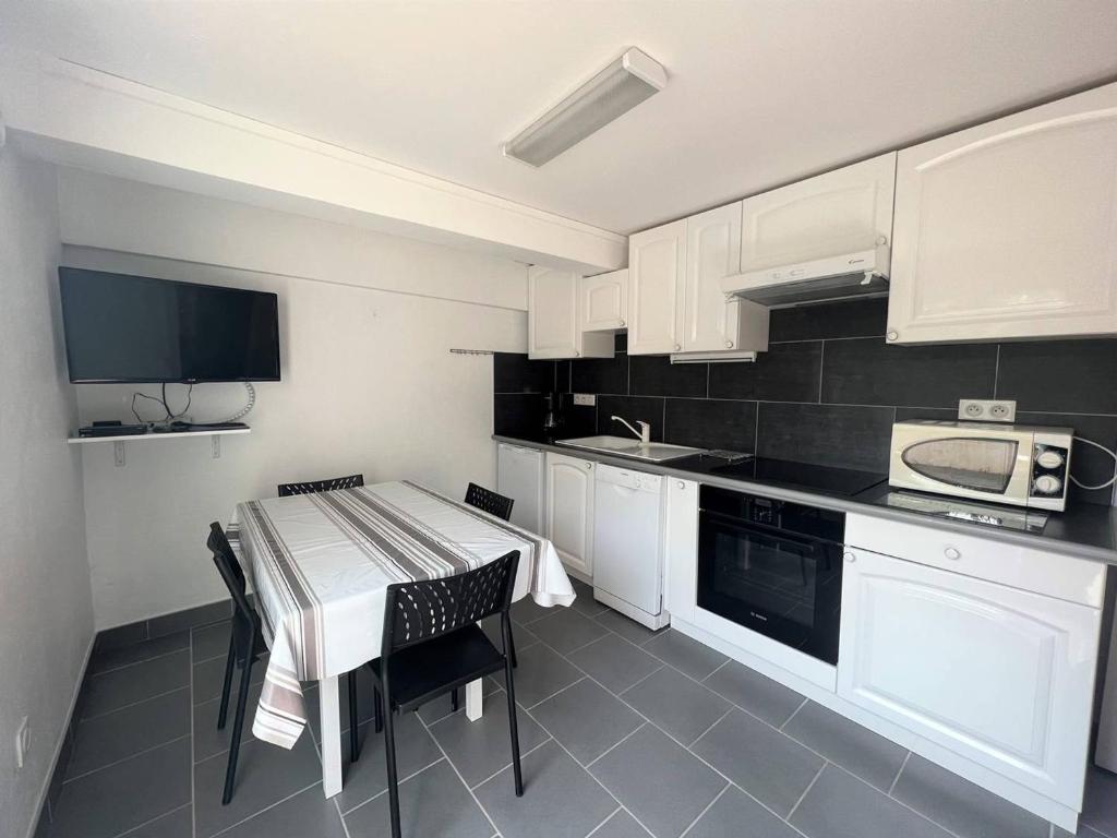 T1 Bis Cambo-les-Bains, 2 Pers, WiFi, Terrasse - 3