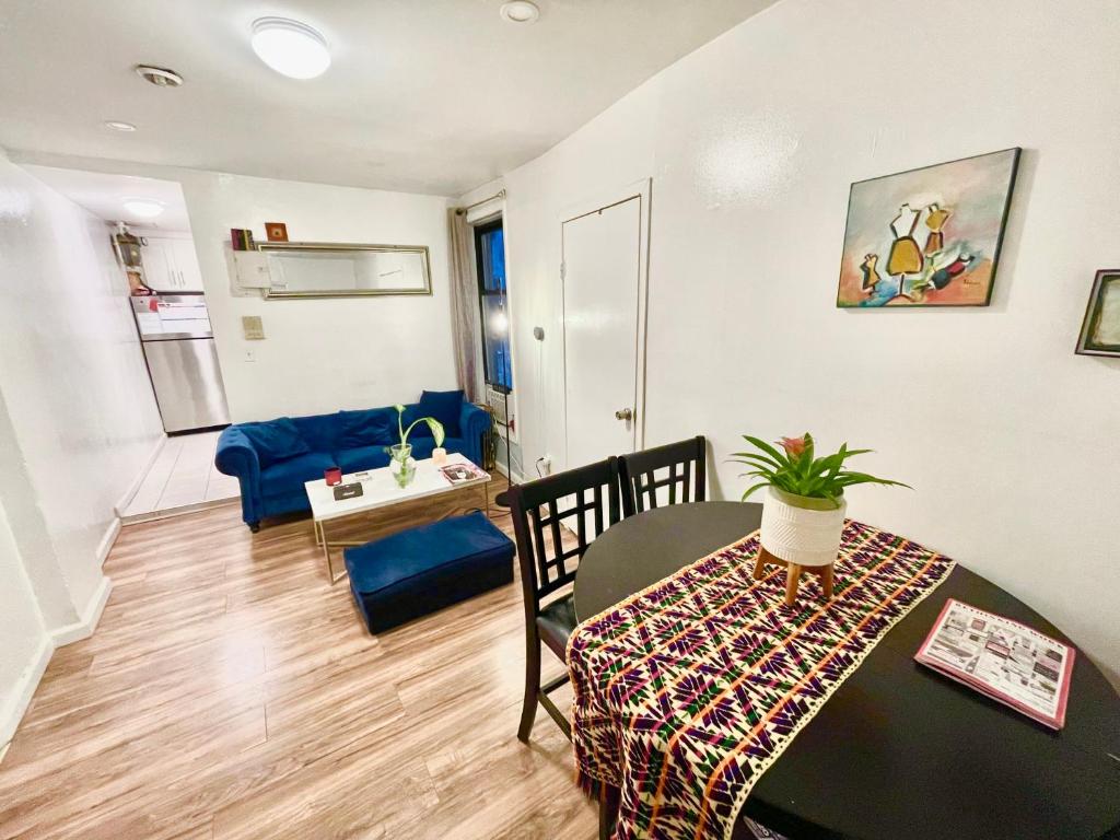 2 Bedrooms Flat 5 minutes from TIMES SQUARE, Long Island City