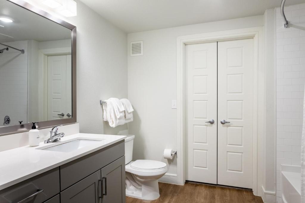 Kasa Greenville Dallas photo