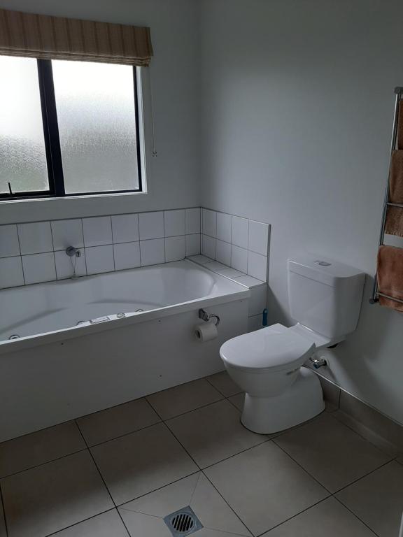 Claremonte Motor Lodge photo