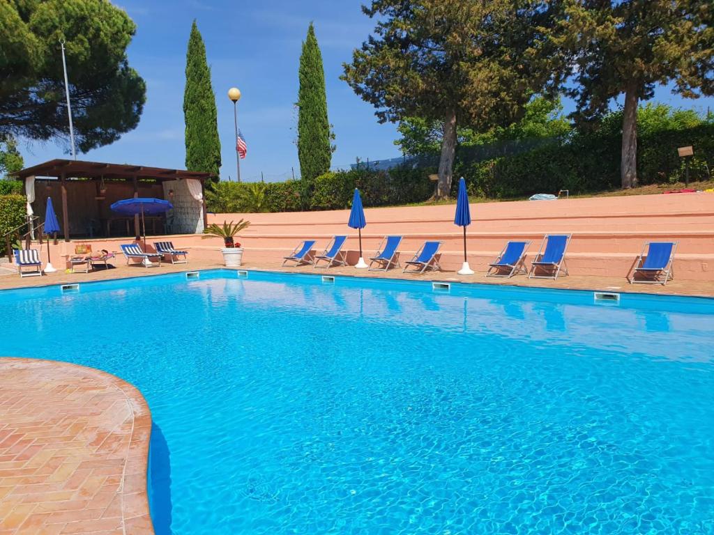 Toscana Holiday Village — Hotel in Montopoli in Val d'Arno