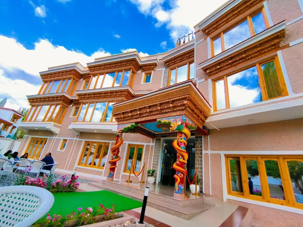 Sangaylay palace，位于列城的酒店