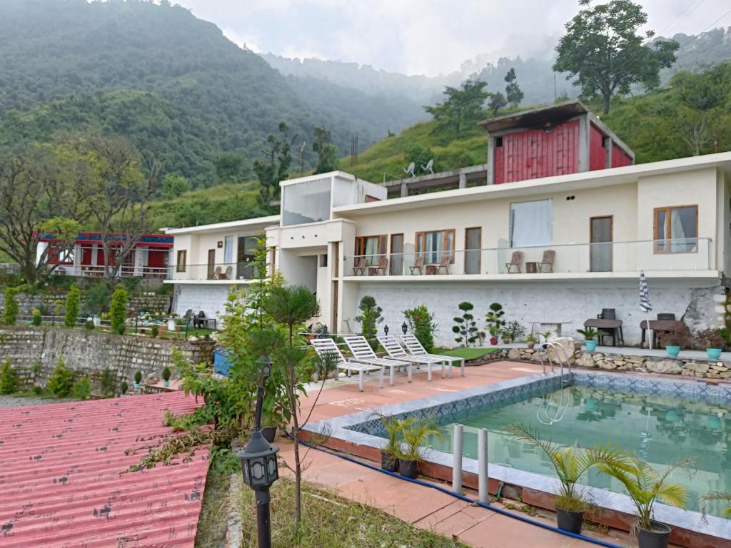 Hotel Luxmi Vilas Inn photo