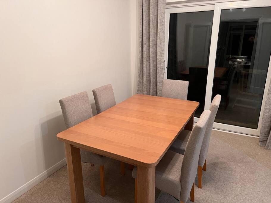 Beautiful 1 Bed Bungalow, Ryde photo 5