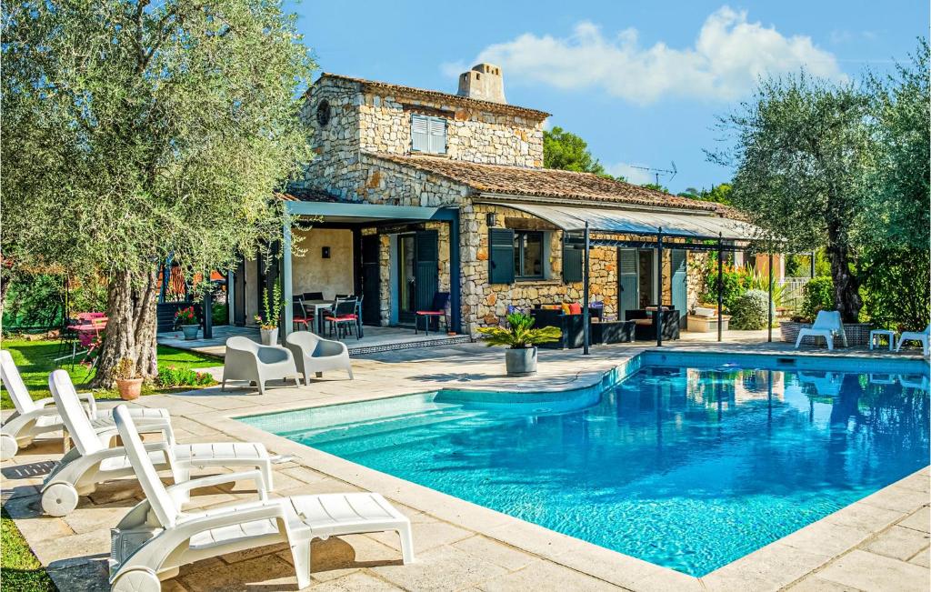 3 Bedroom Gorgeous Home In Grasse - 2
