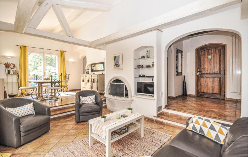 3 Bedroom Gorgeous Home In Grasse - 3
