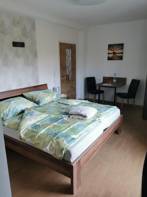 HomeW4 - Tiny Apartment, Hoheneich