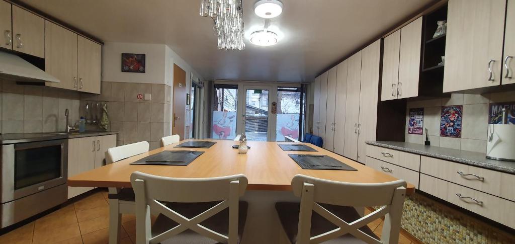 Aparthotel - SAVAS 4 - Cosy House Billiard & Parking 전경
