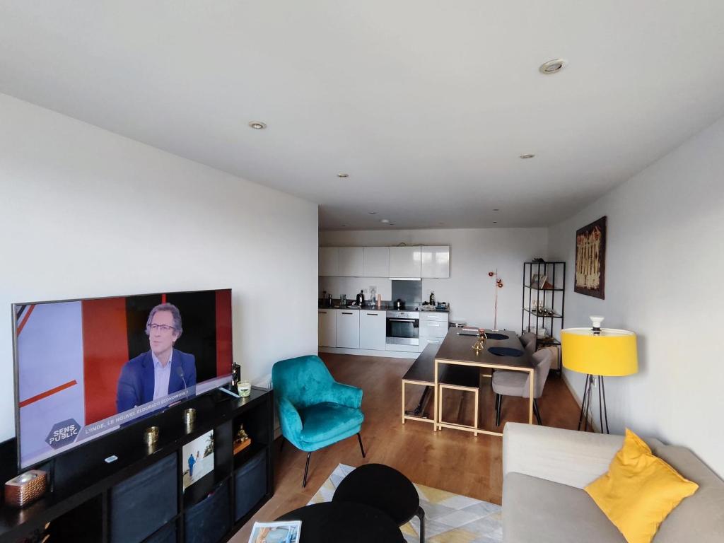 Cosy and spacious apartment in Forest Hill