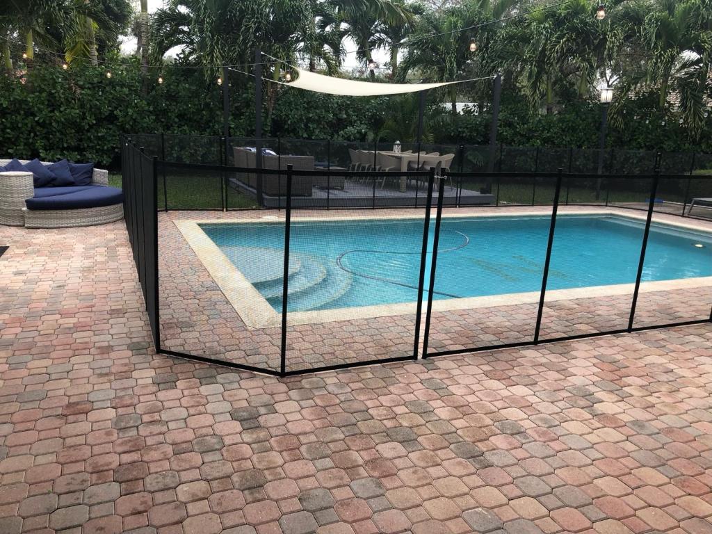 Paradise in Miami 5BR heated pool & jacuzzi L51 photo