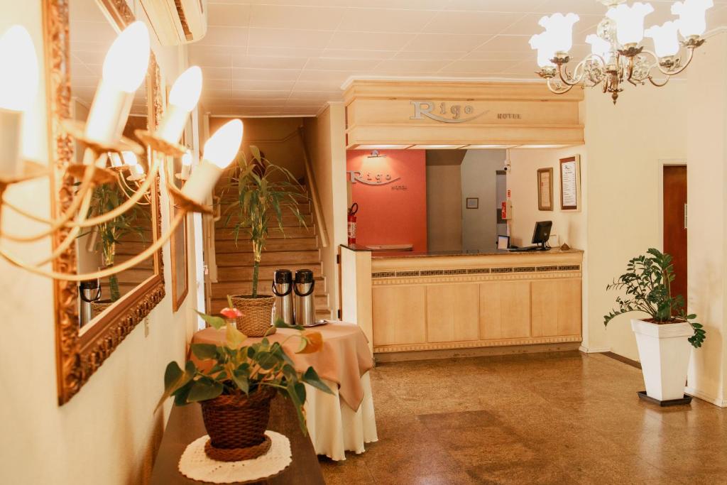 Rigo Hotel — Hotel in Santa Rosa