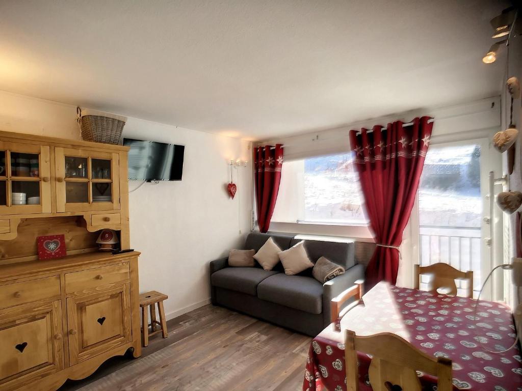 Charmant 2P 4 pers., 25m², Sud, en bas des pistes, Les Menuires - FR-1-178-371, Les Menuires