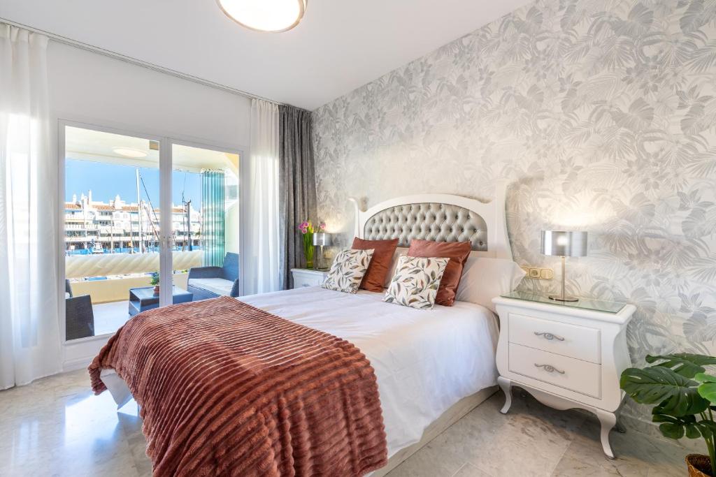 WintowinRentals Apartamento de lujo en medio de Puerto Marina. - 4