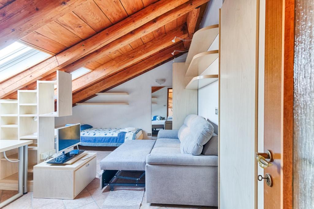 GuestHost - Trieste Loft Central Apartment - 4