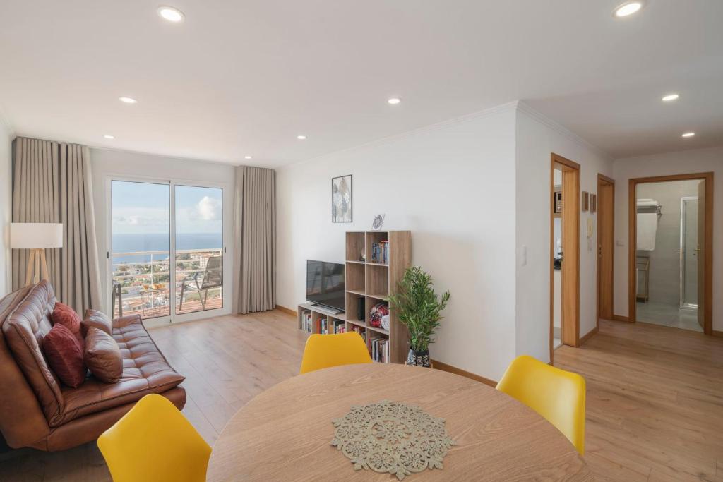 Garajau VI by An Island Apart, Santa Cruz