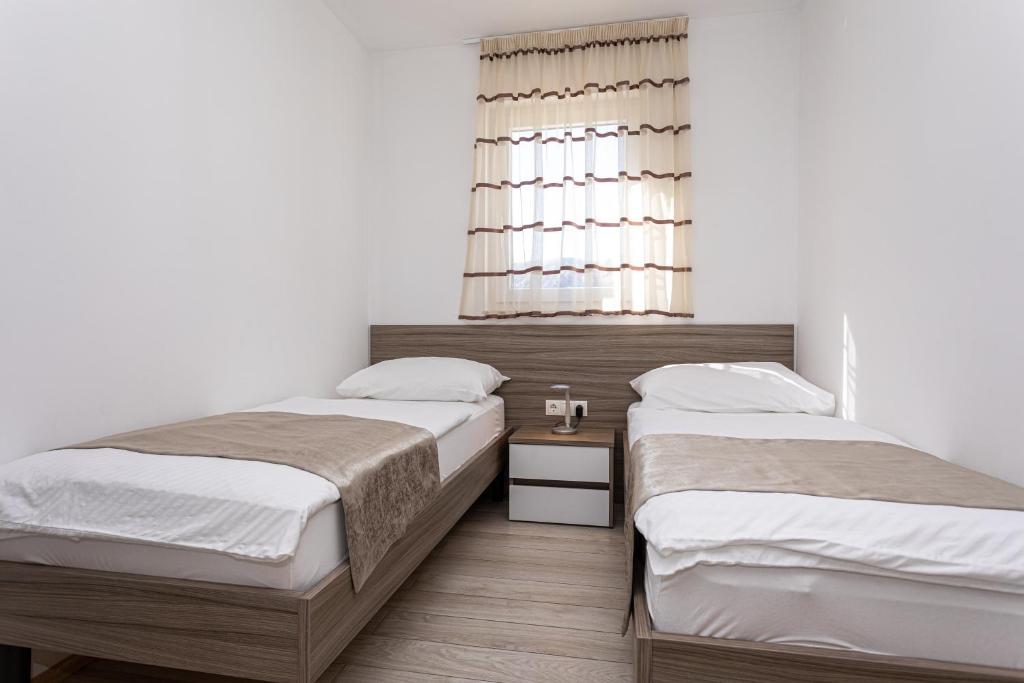 Apartments Crnekovic Tomislava photo