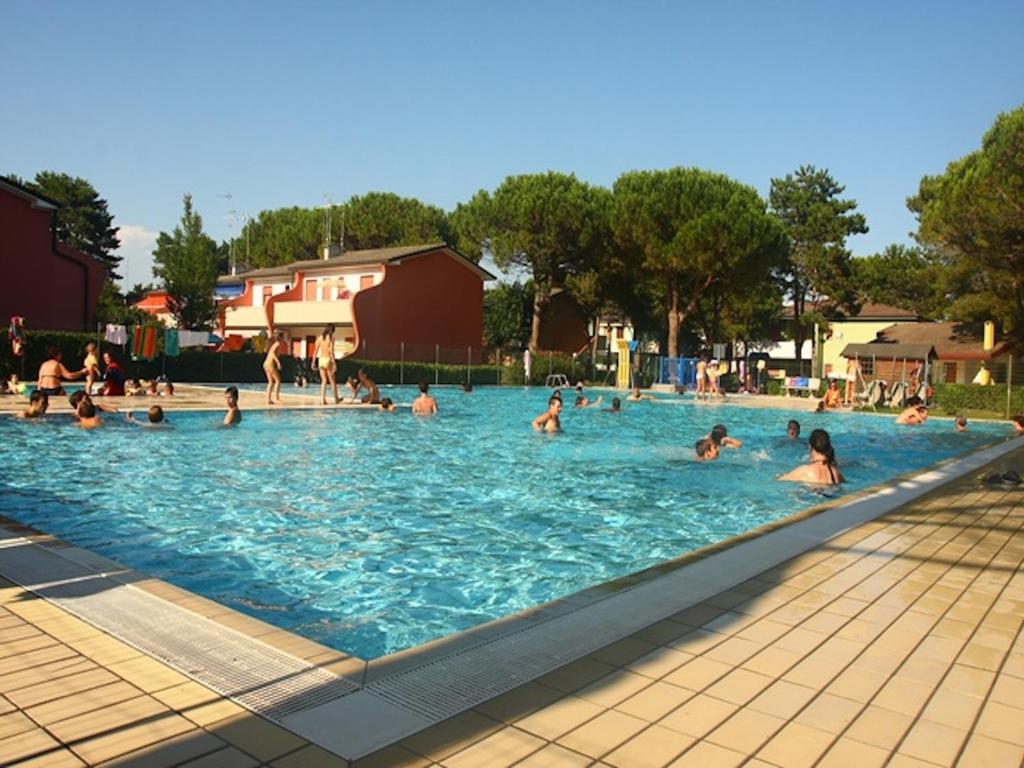 Cozy flat in residence with swimming pool-Beahost - 5