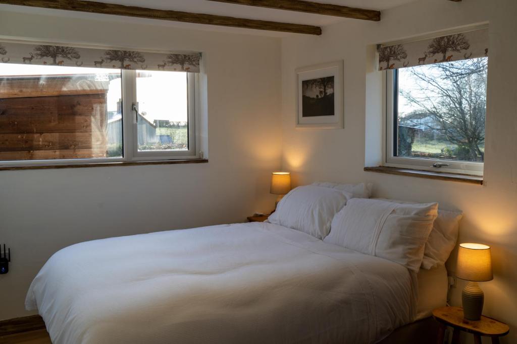 Rose Hideaway, Yorkley photo 2