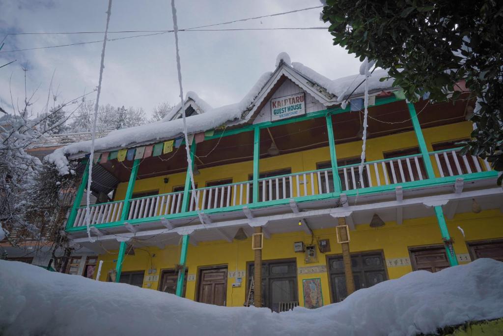 Yaarana Stay &amp; Cafe, Vashisht, Manali — Hotel in Manali