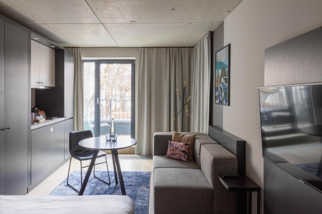 Numa Munich Stark - 2