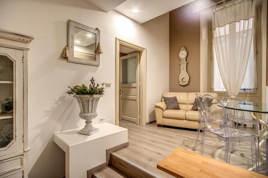 Trevi Miracle Suite 4