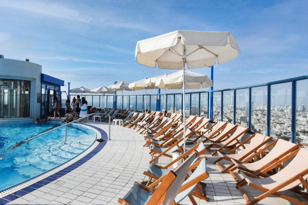 Modern 2BR Condo with Sea Views at Isrotel by HolyGuest, Tel Aviv