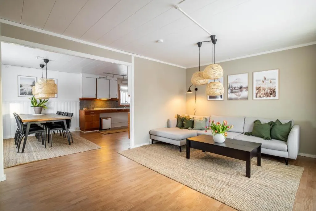 Spacious Villa located in Beautiful High Coast, hotel di Domsjö