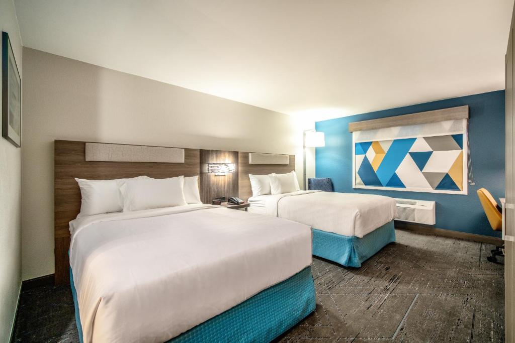 Holiday Inn Express & Suites Phoenix - Mesa West by IHG, Mesa