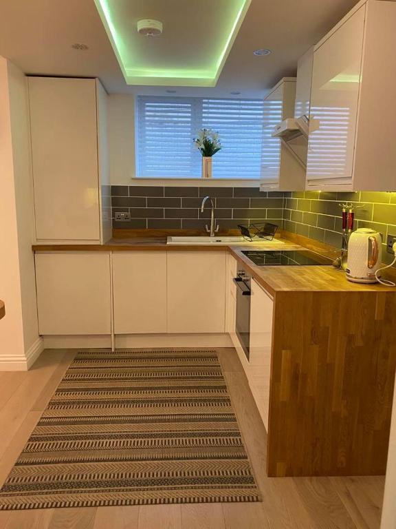 Beachside Apartment, Newquay Town Centre photo 7