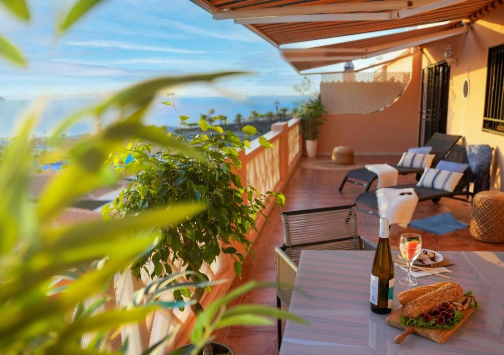 Paradise Seaview Apartment - 5