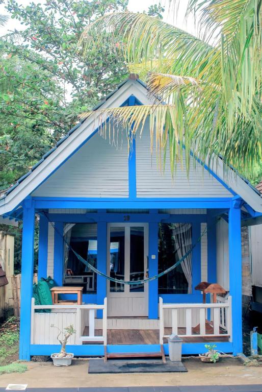 Youpy Bungalow photo