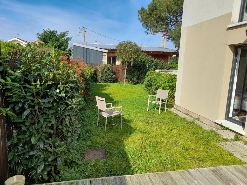 Jardin Privé et Terrasse - Appartement T2 à La Teste de Buch, Proche Plages et Activités - FR-1-319-424 - 4
