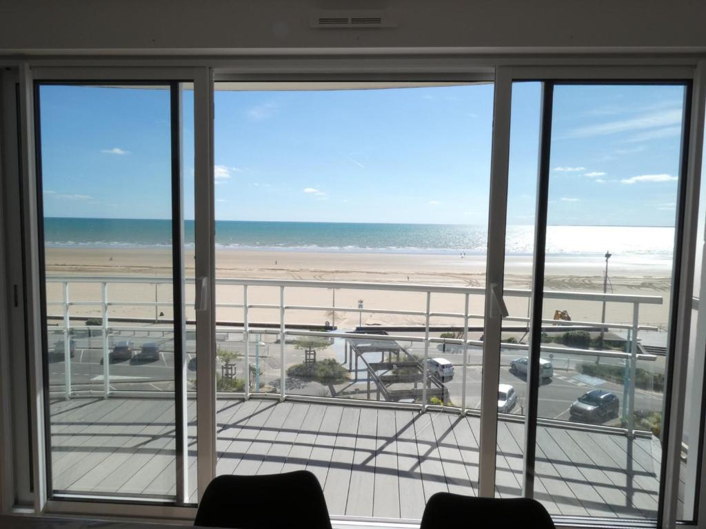 Appartement moderne 2 chambres, vue mer, rénové, 5 pers. - FR-1-323-230 - 1