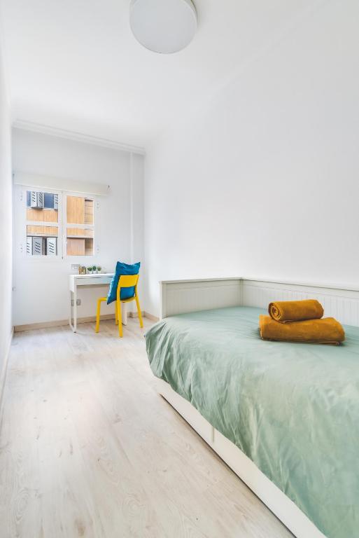 Home2Book Design Cool Center Apt Las Palmas - 5