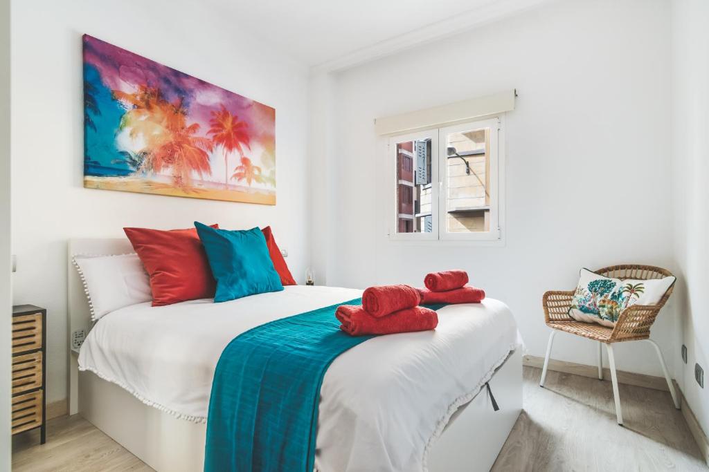Home2Book Design Cool Center Apt Las Palmas - 4
