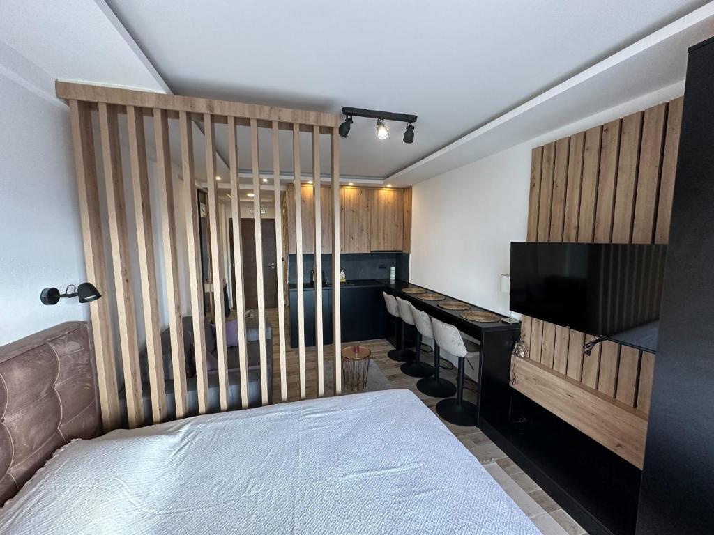 N Lux 81 - Milmari Resort - 4