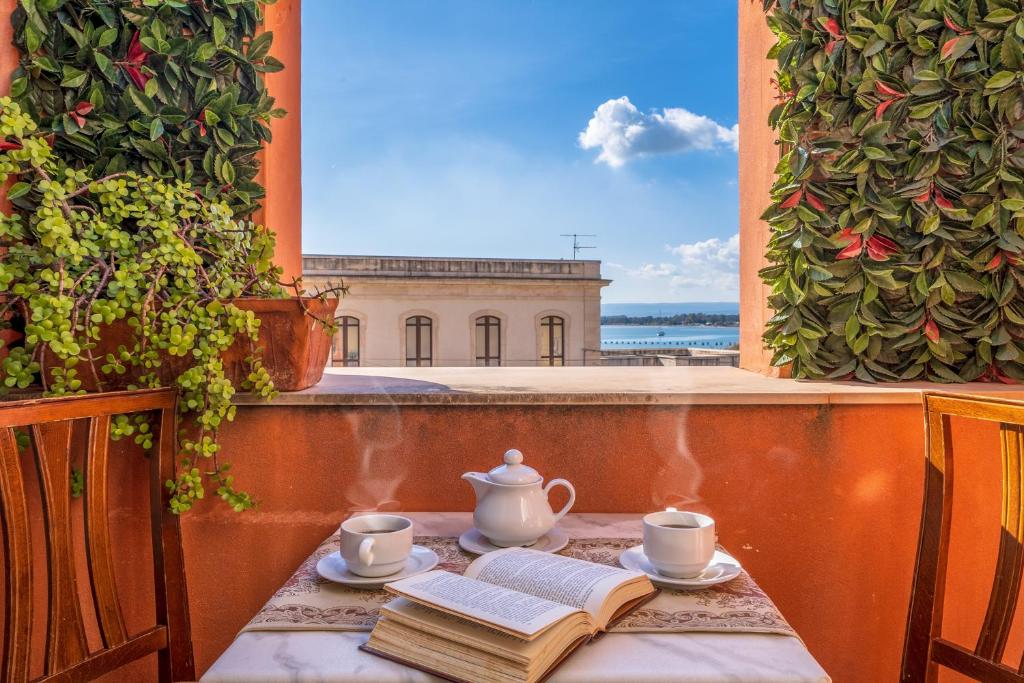 Hotel Mediterraneo photo