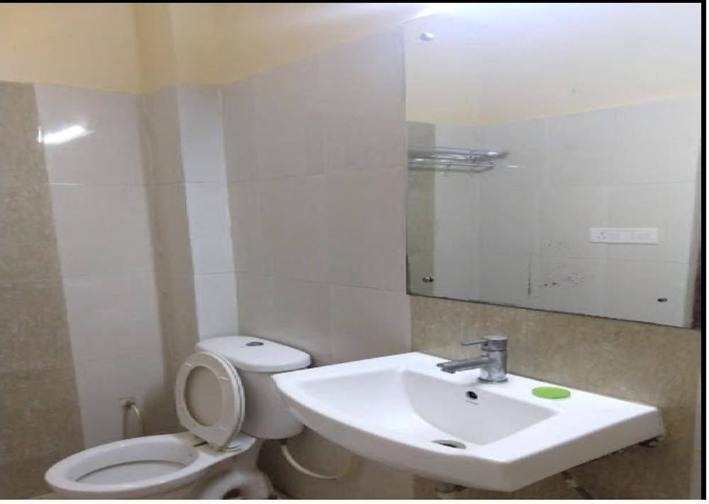 HOTEL DEEP CONTINENTAL BY WB Inn photo