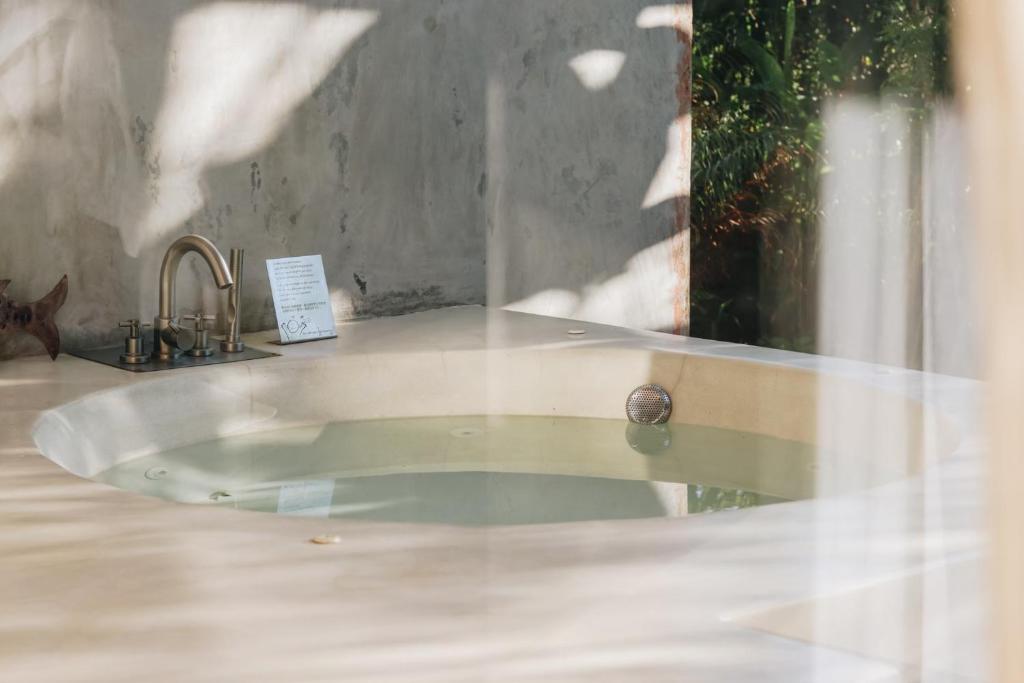 Hot tub