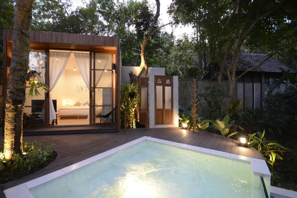 Great swimming pool