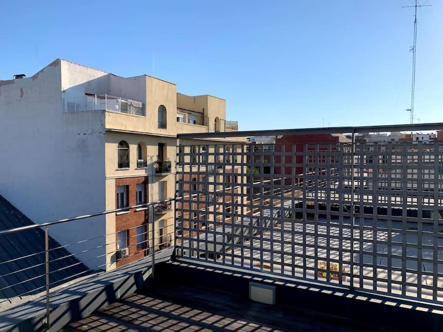 Loft con terraza, parking y piscina en verano-sebcan - 2