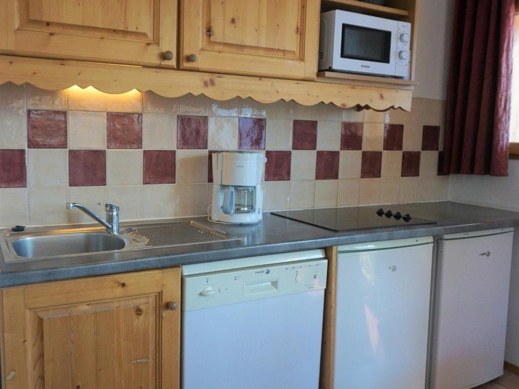 Appartement lumineux avec balcon, parking, WIFI, proche pistes - FR-1-636-54 - 5