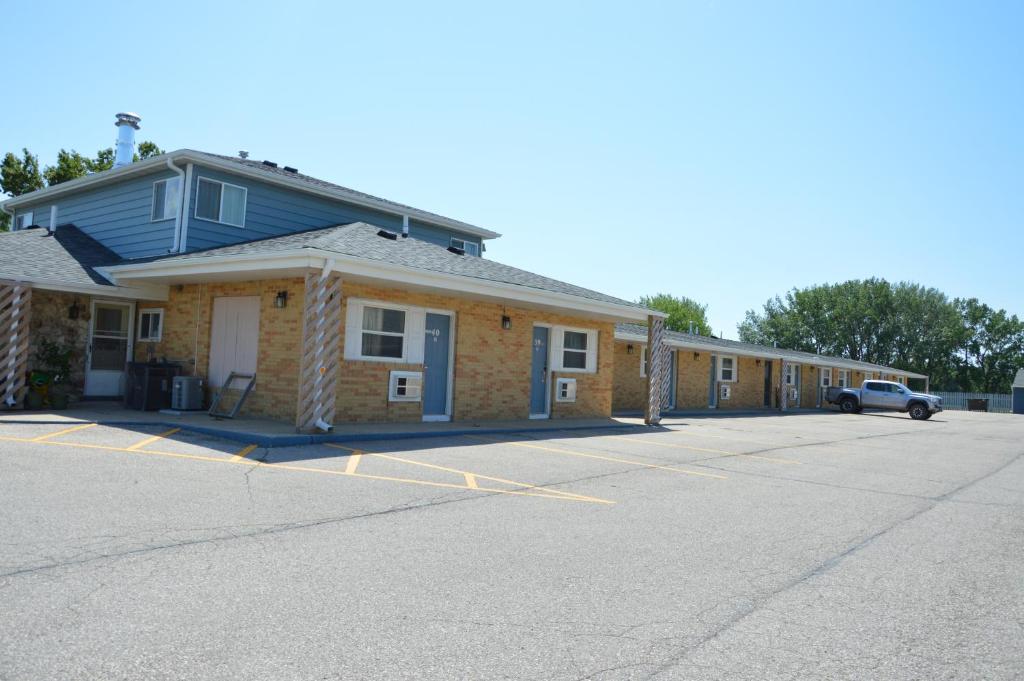 Americas Best Value Inn Suburban Motel photo