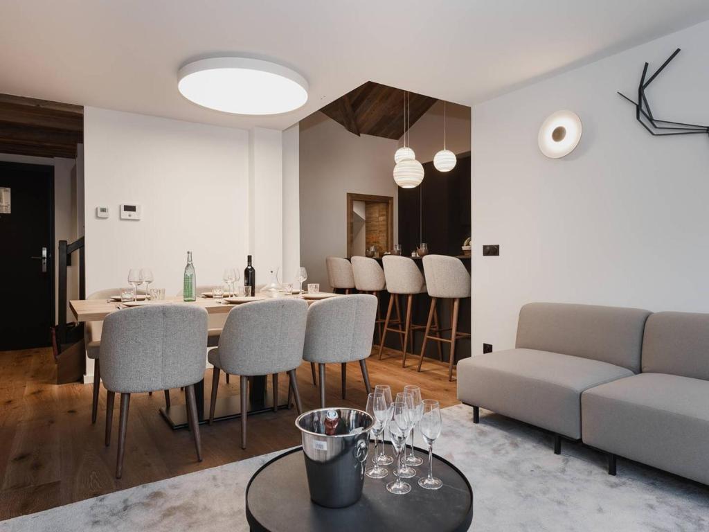 Appartement Duplex 94m² Courchevel Village - Pour 6 personnes - Pieds des pistes avec Parking et Wifi - FR-1-631-111 - 3