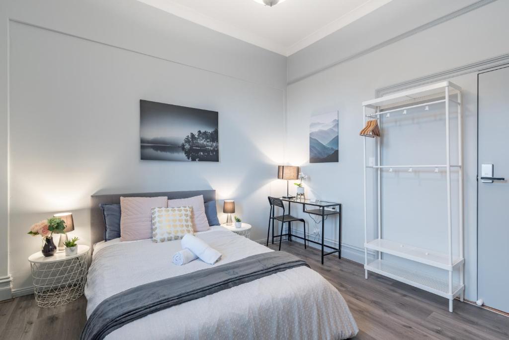 Boutique Private Rm situated in the heart of Burwood 7 - ROOM ONLY — Hotel in Sydney