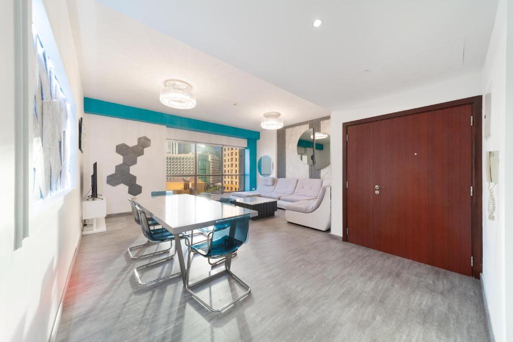 Elan Rimal4 Suites — Hotel in Dubai