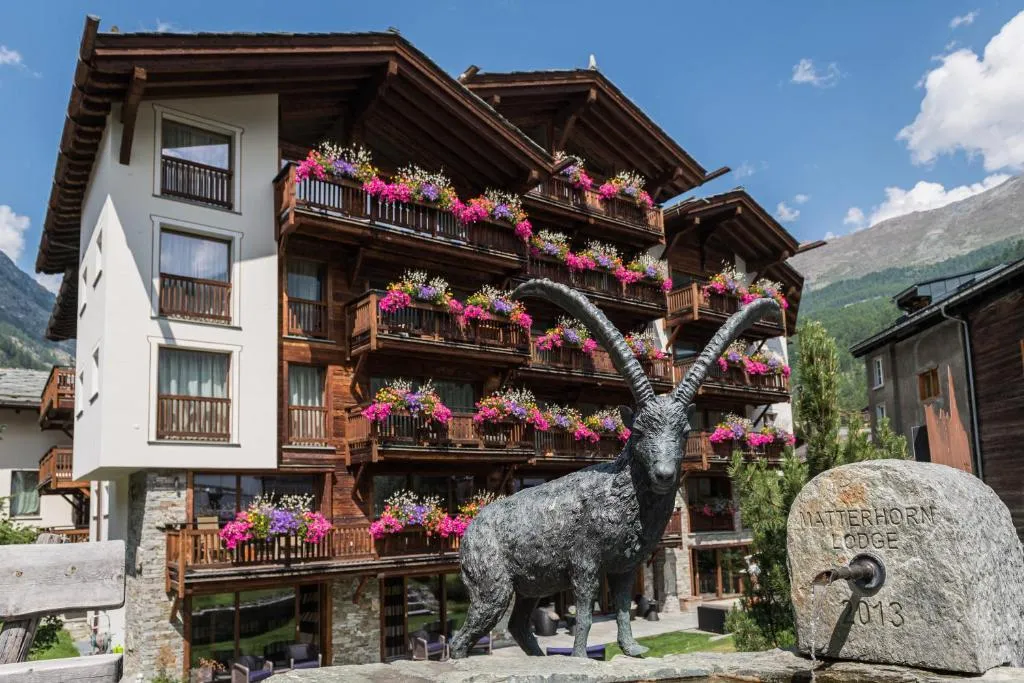 Matterhorn Lodge Boutique Hotel & Apartments，位于采尔马特的酒店